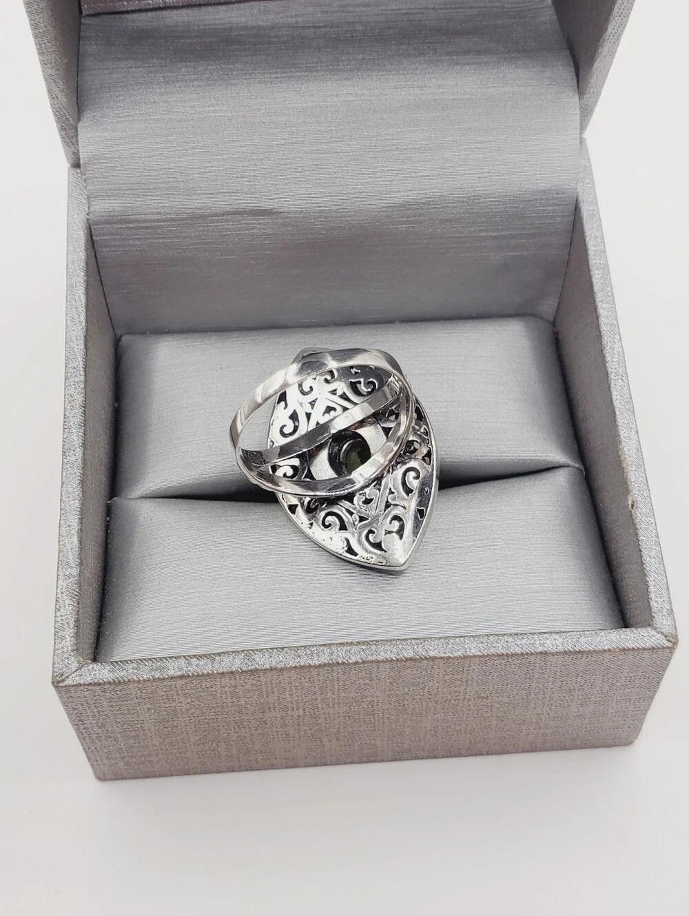 Oval Bezel Set Genuine Peridot 925 Sterling Silver Scroll Statement Ring